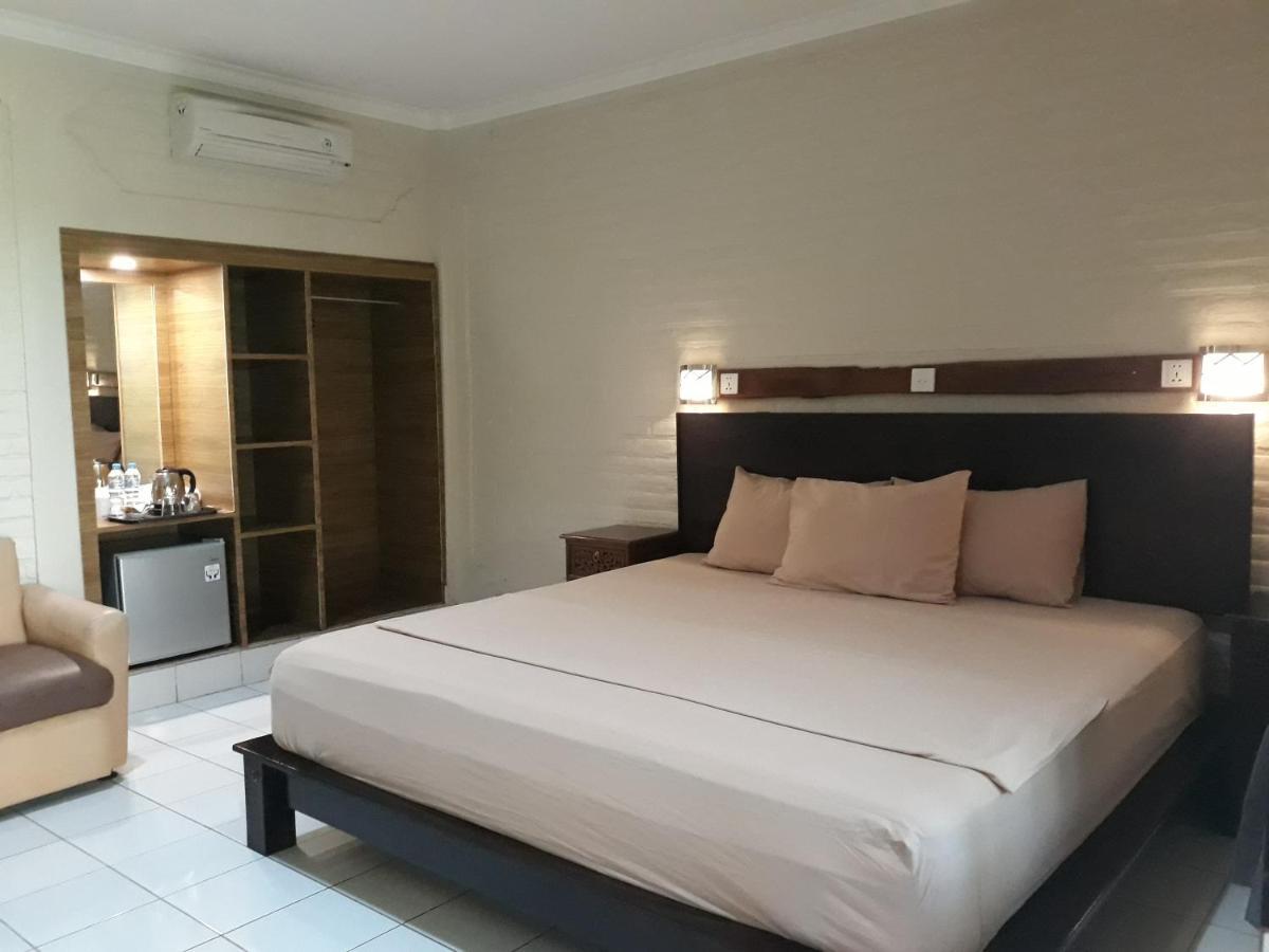 Puri Bali Hotel Lovina Beach Chambre photo