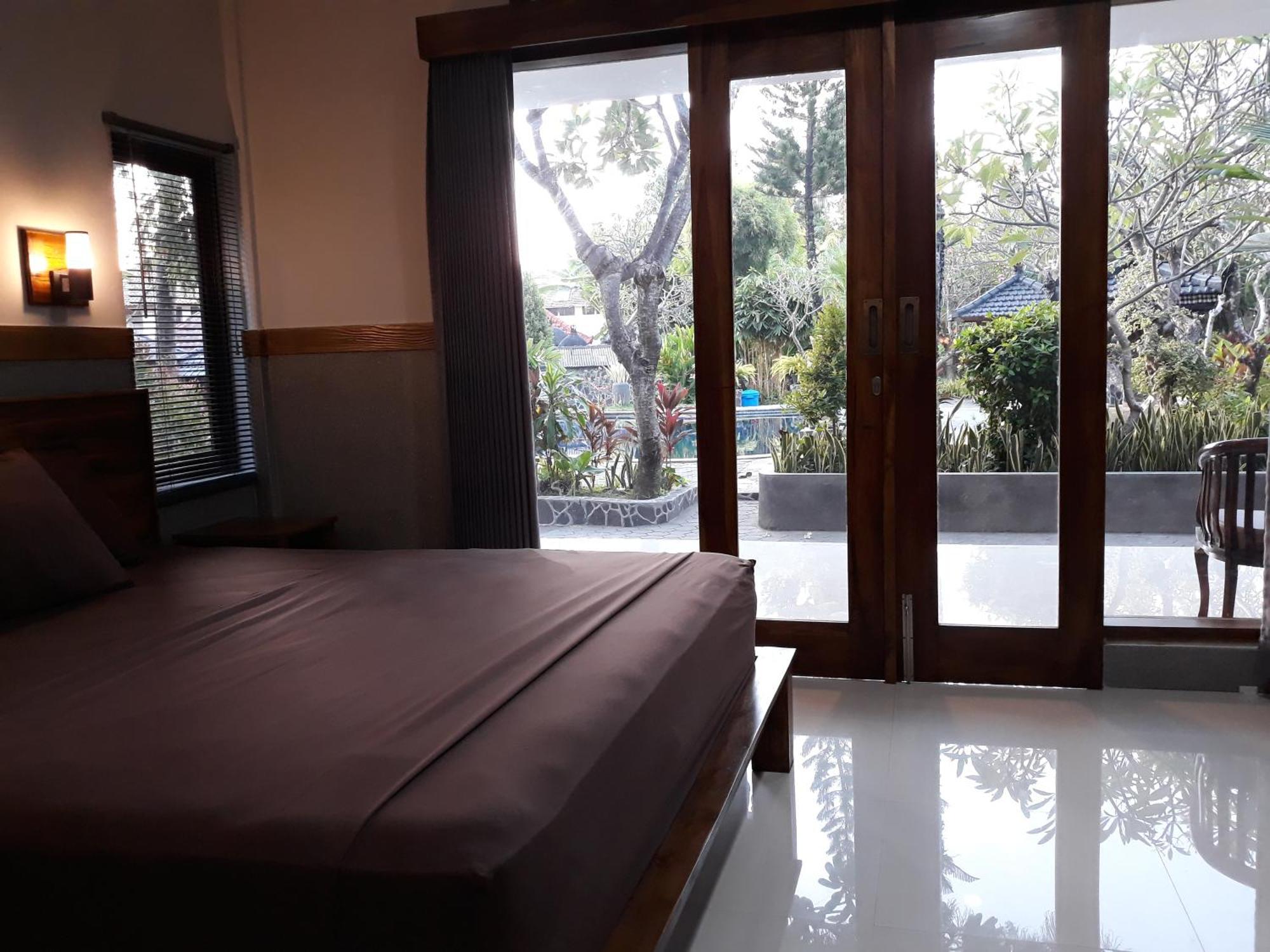 Puri Bali Hotel Lovina Beach Chambre photo