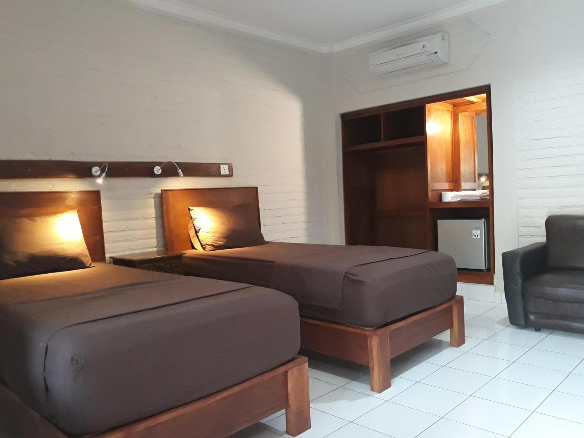 Puri Bali Hotel Lovina Beach Chambre photo